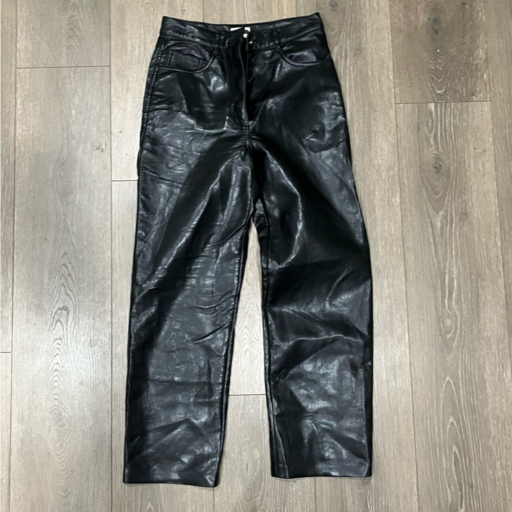 Wilfred Aritzia The Melina Vegan Leather Cropped Pants - Size 4